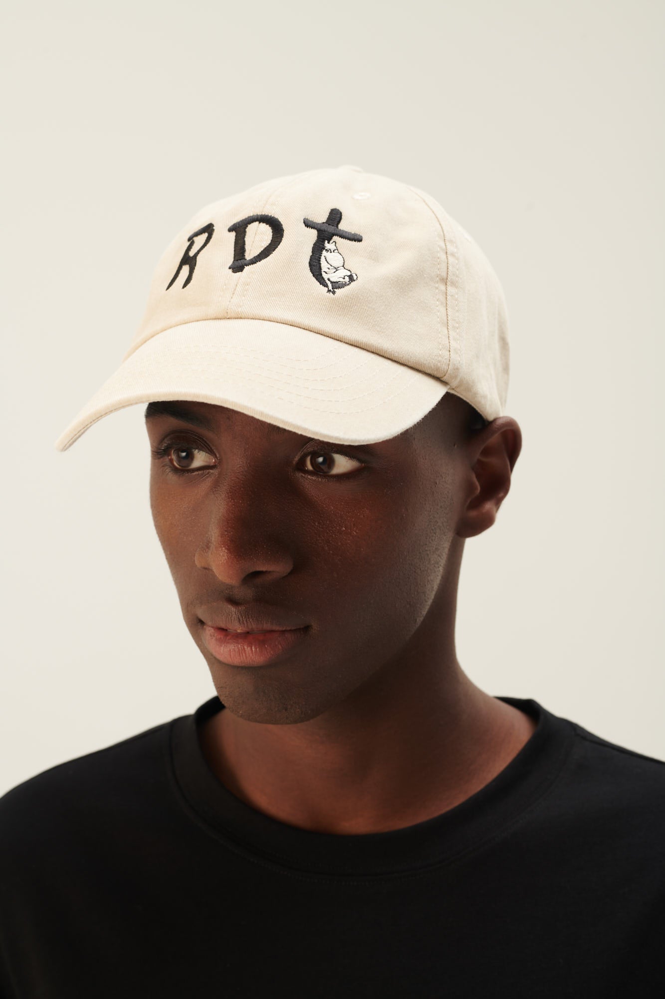 Rue de Tokyo AKKA MOOMIN CHINO COTTON TWILL HATS OFF WHITE