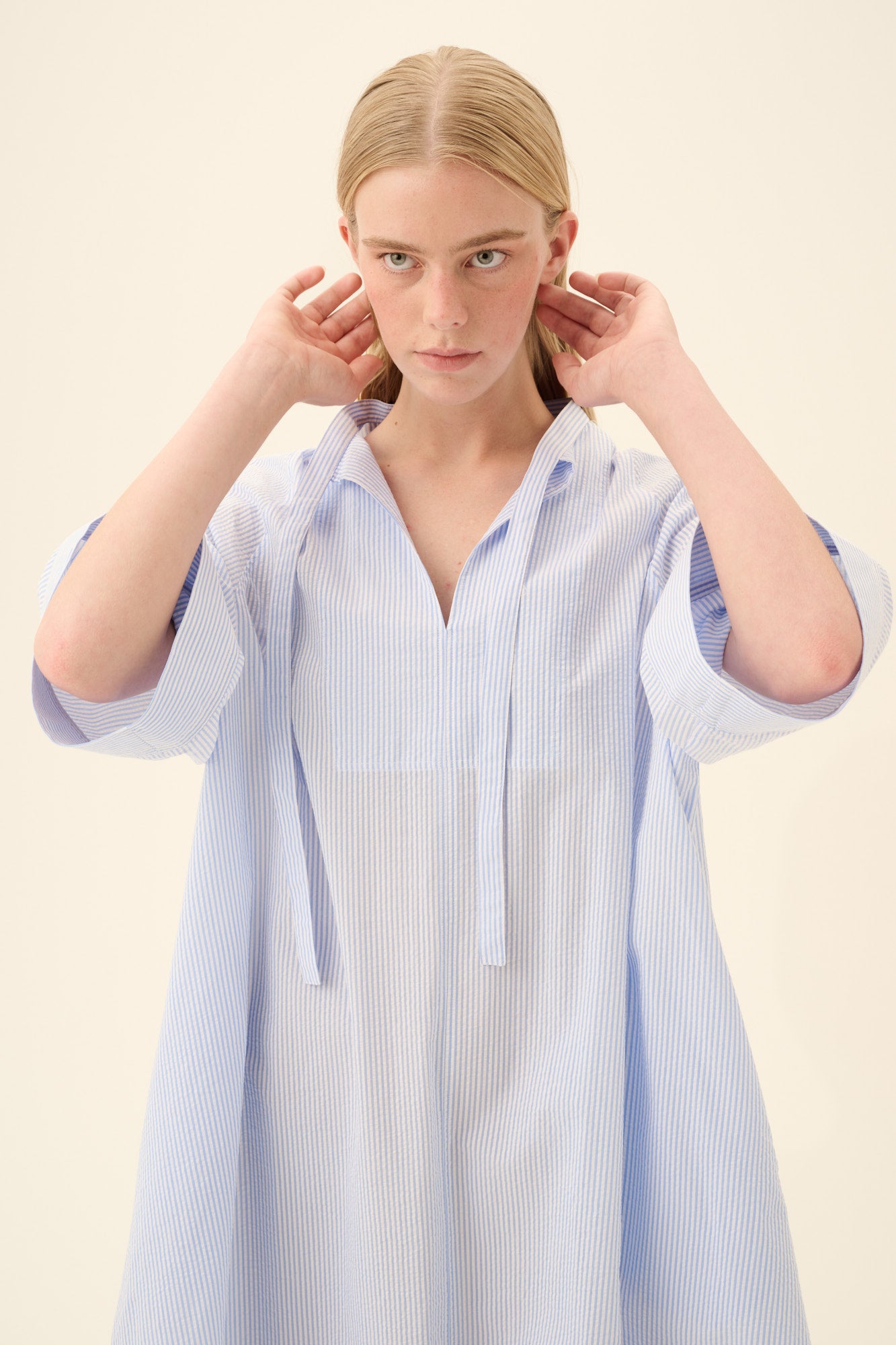 Rue de Tokyo DARLETTA SOFT COTTON Dresses WHITE & LIGHT BLUE STR