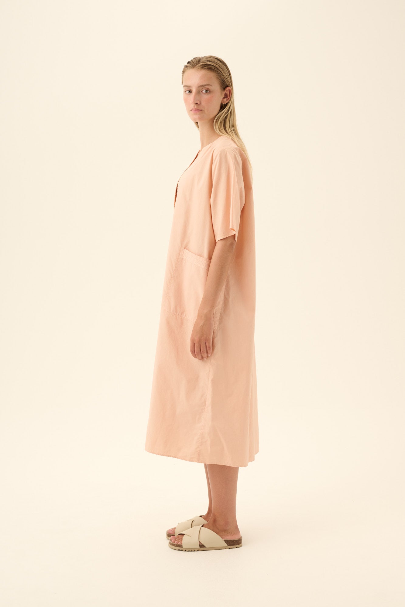 Rue de Tokyo DESI GMTD POPLIN Dresses BEIGE ROSE