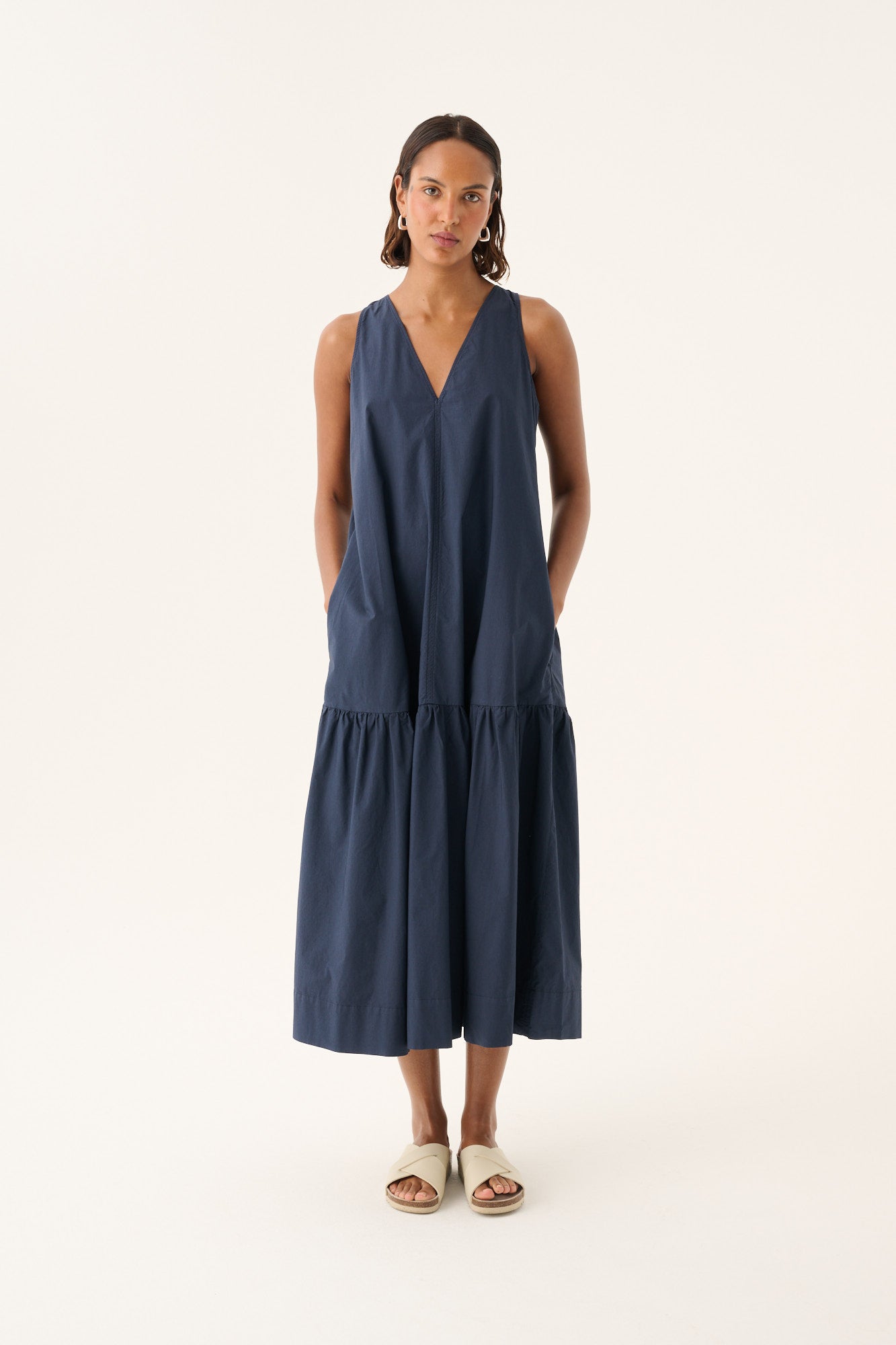 Rue de Tokyo DODDA ORGANIC GARMENT DYED POPLIN Dresses DARK NAVY