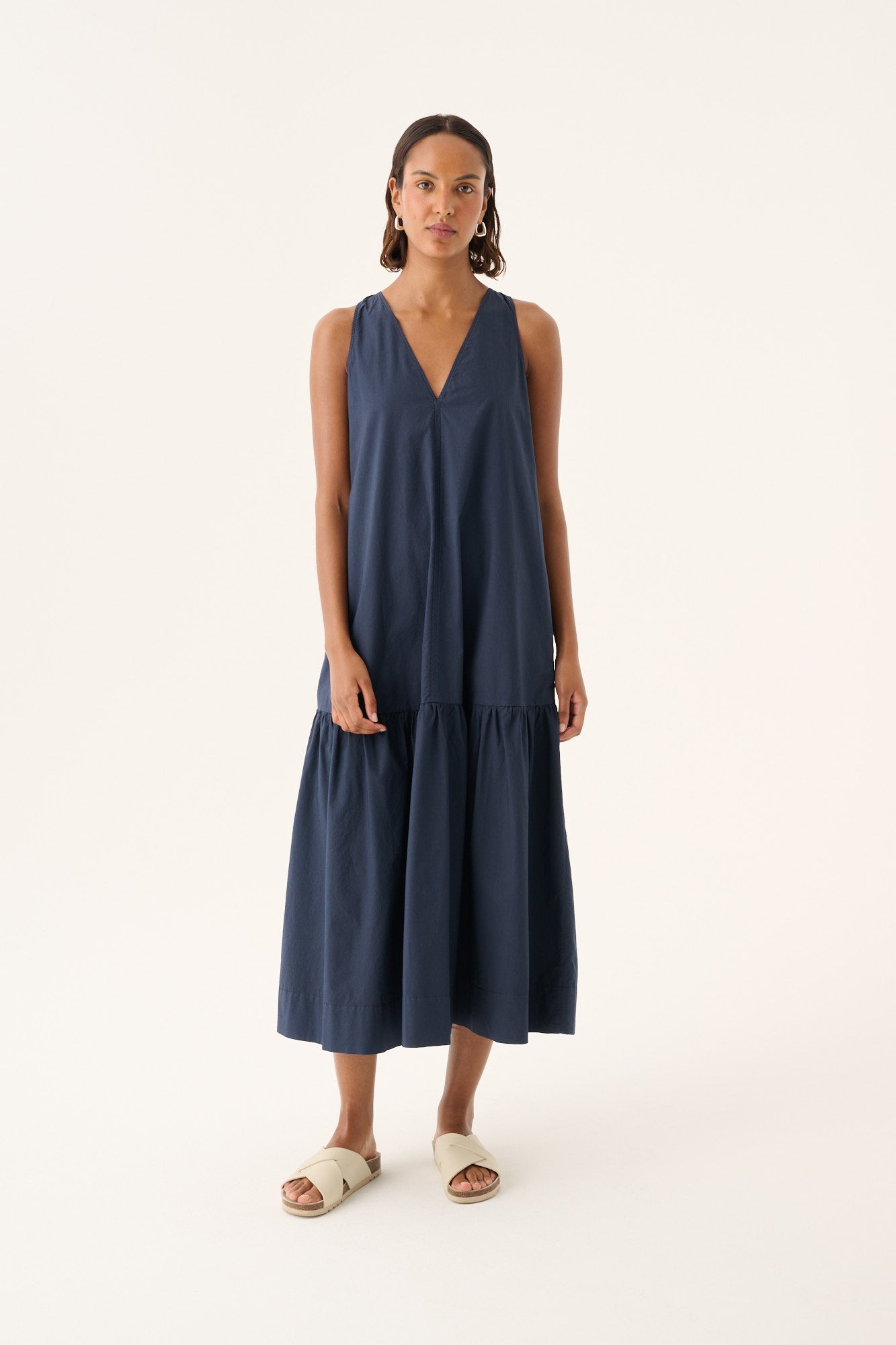Rue de Tokyo DODDA ORGANIC GARMENT DYED POPLIN Dresses DARK NAVY