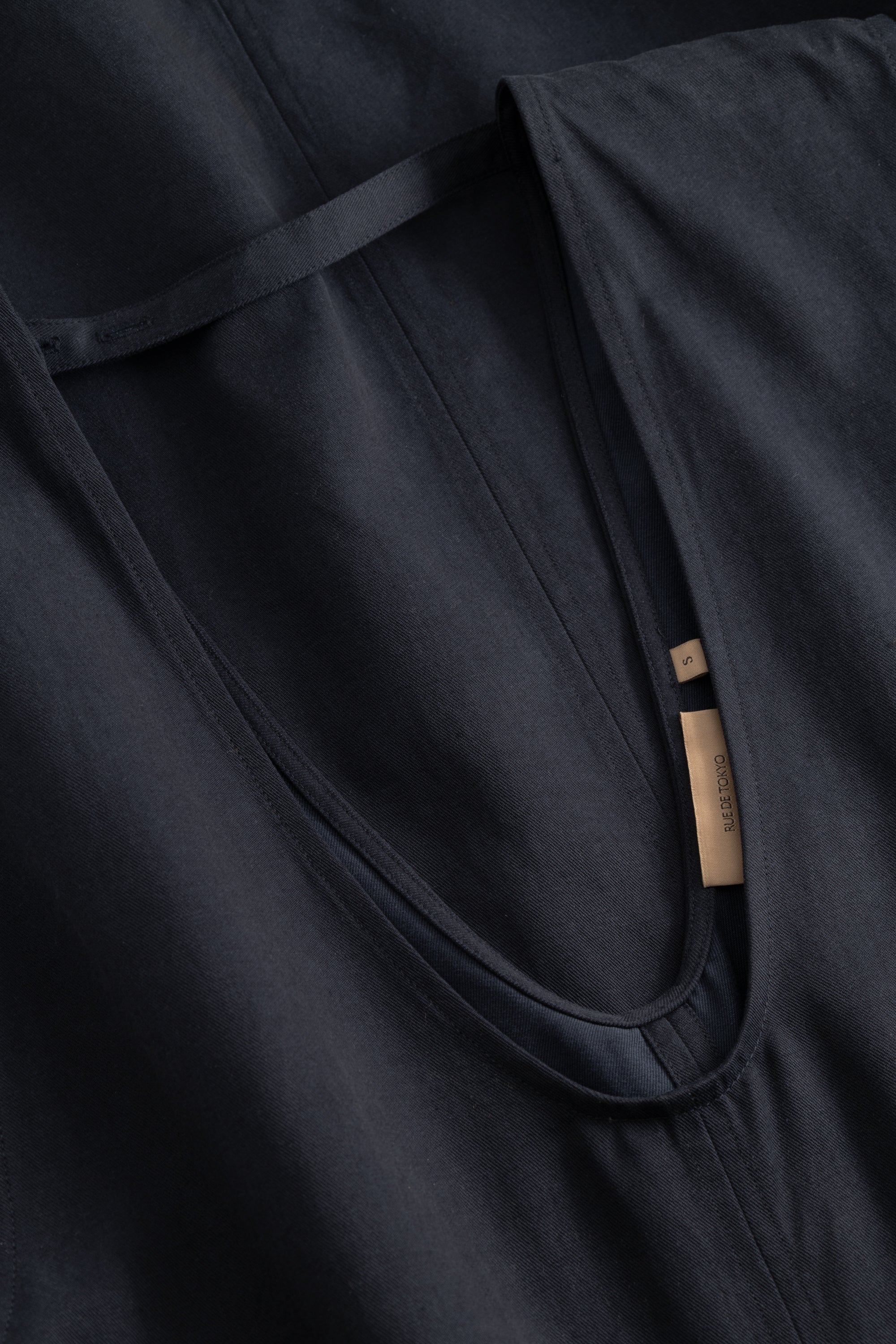 Rue de Tokyo DONELLA SANDWASHED CT TENCEL Dresses NAVY