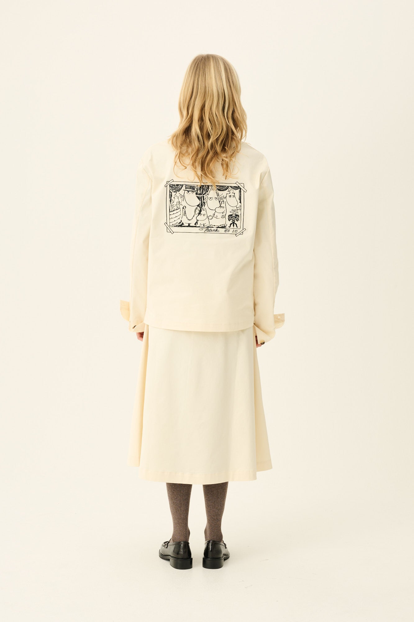 Rue de Tokyo PEN MOOMIN TWILL EMBROIDERY Skirts OFF WHITE WITH BLACK EMBROIDERY