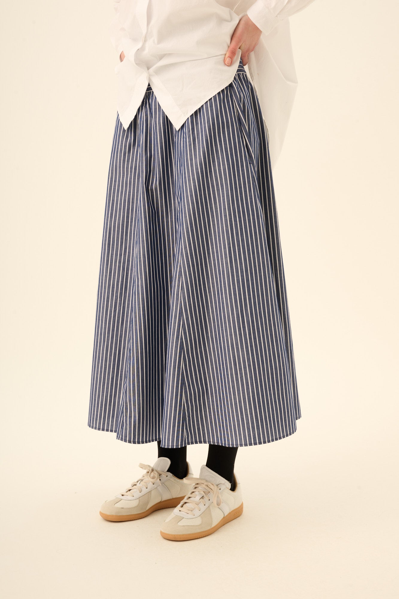 Rue de Tokyo PILAR NAVY STRIPE Skirts NAVY/WHITE
