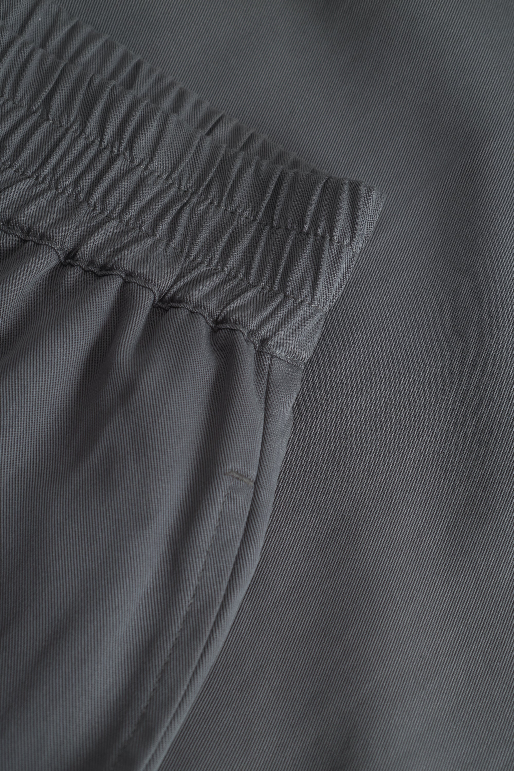 Rue de Tokyo PRISILA TENCEL PANTS DARK GREY