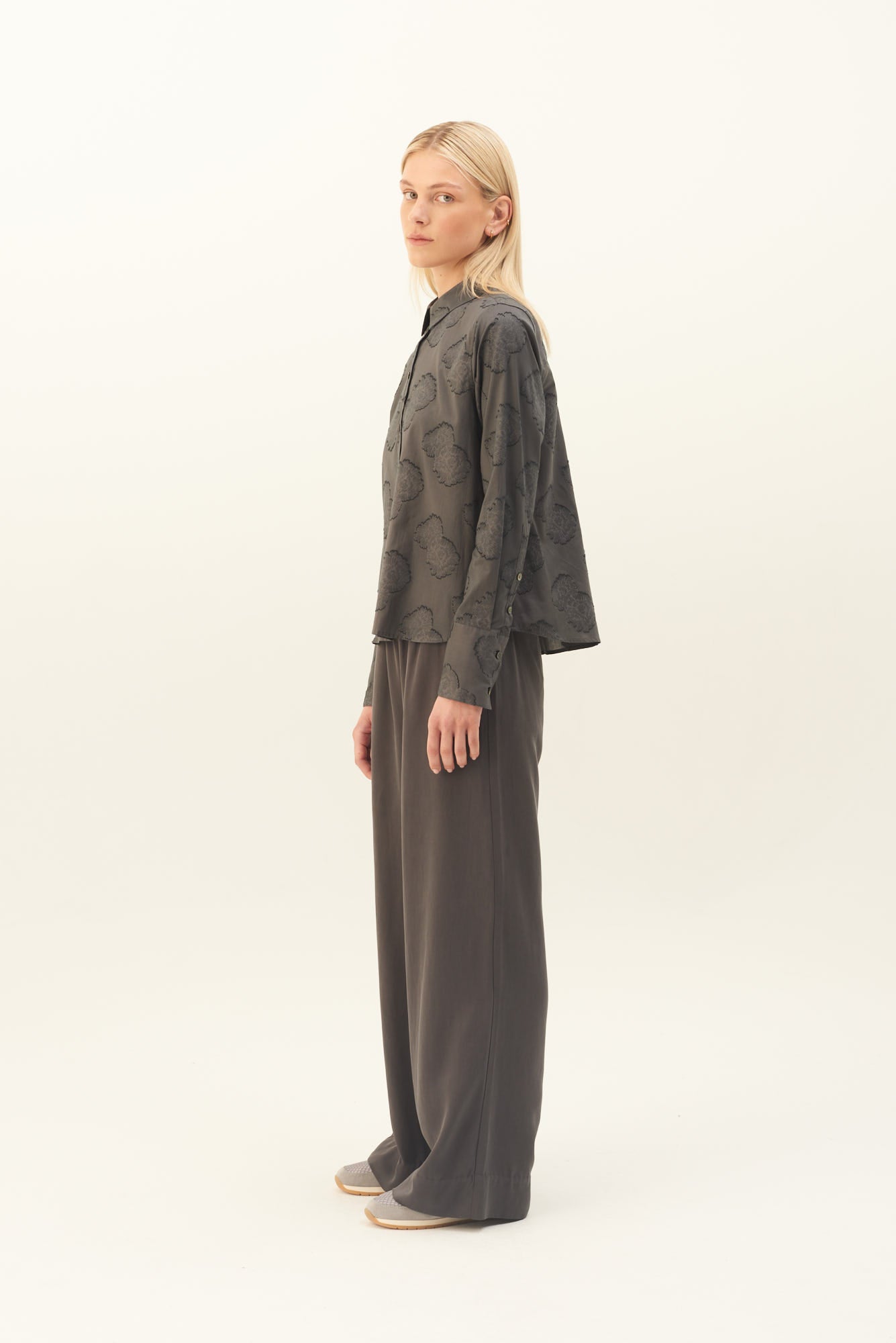 Rue de Tokyo PRISILA TENCEL PANTS DARK GREY