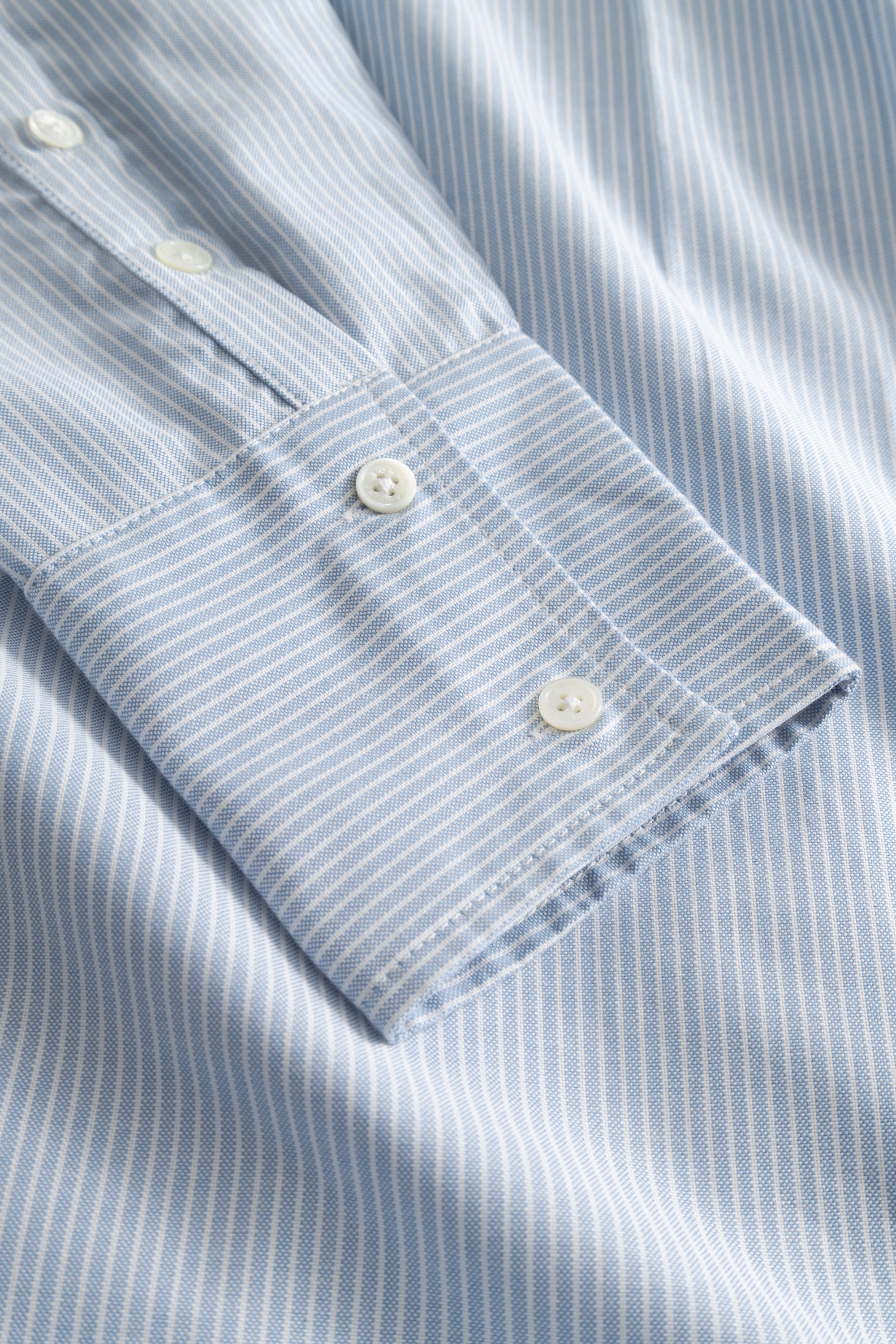 Rue de Tokyo SALLY STRIPED OXFORD Shirts WHITE / LIGHT BLUE STRIPE