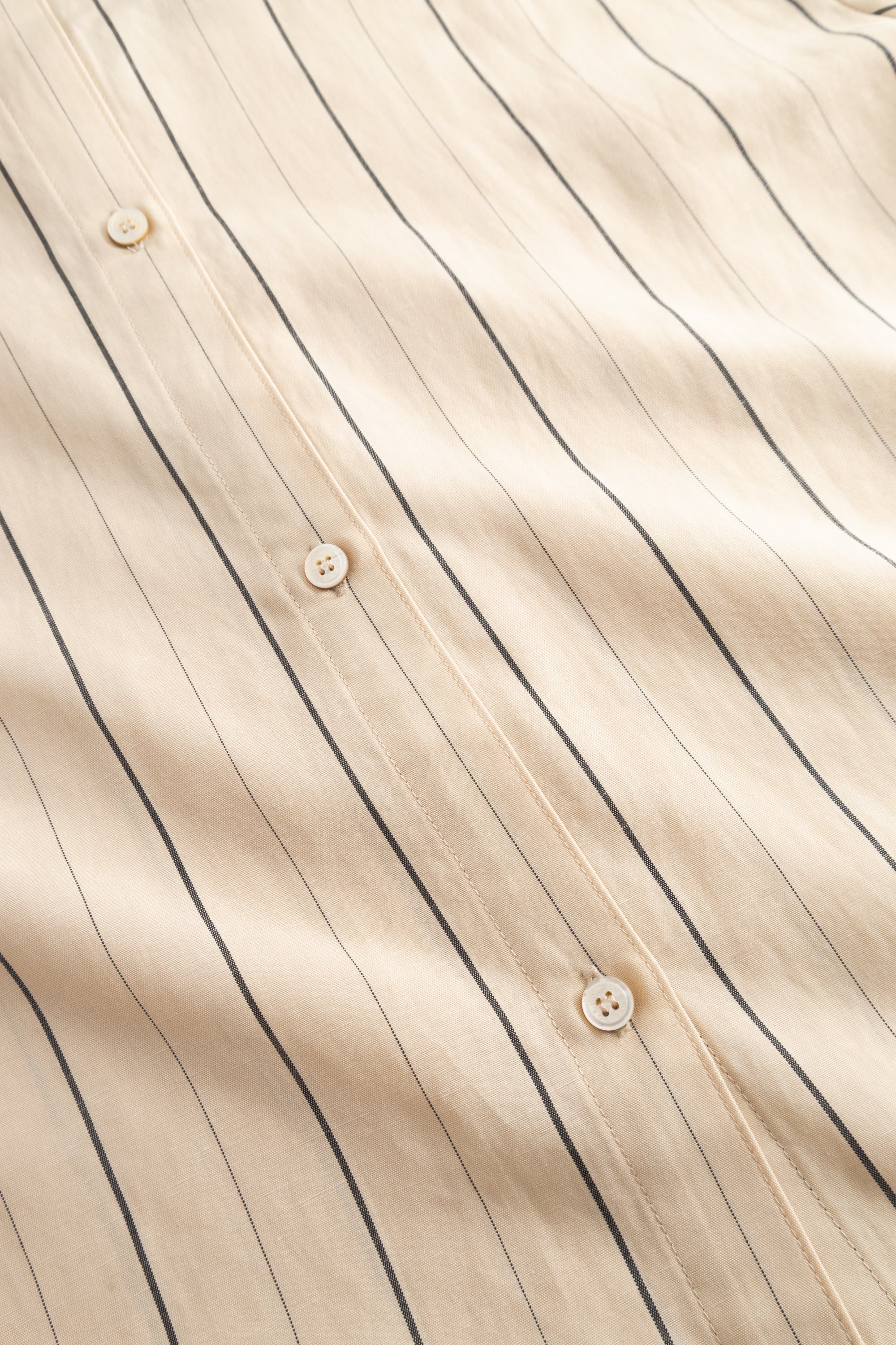 Rue de Tokyo SEIRA STRIPED TENCEL Shirts ECRU BLACK STRIPE