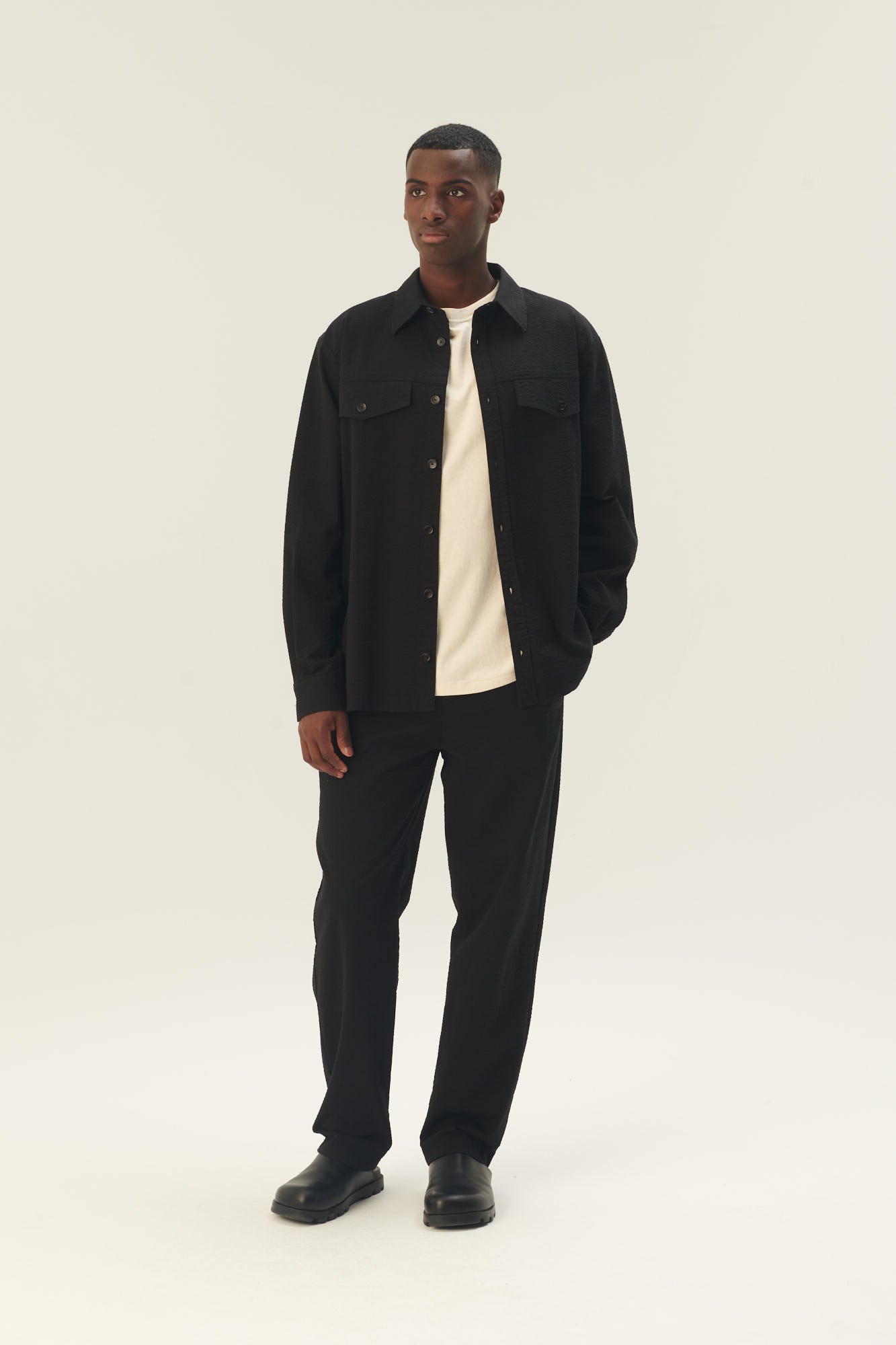 Rue de Tokyo SEVERAS HEAVY SEERSUCKER SHIRTS BLACK