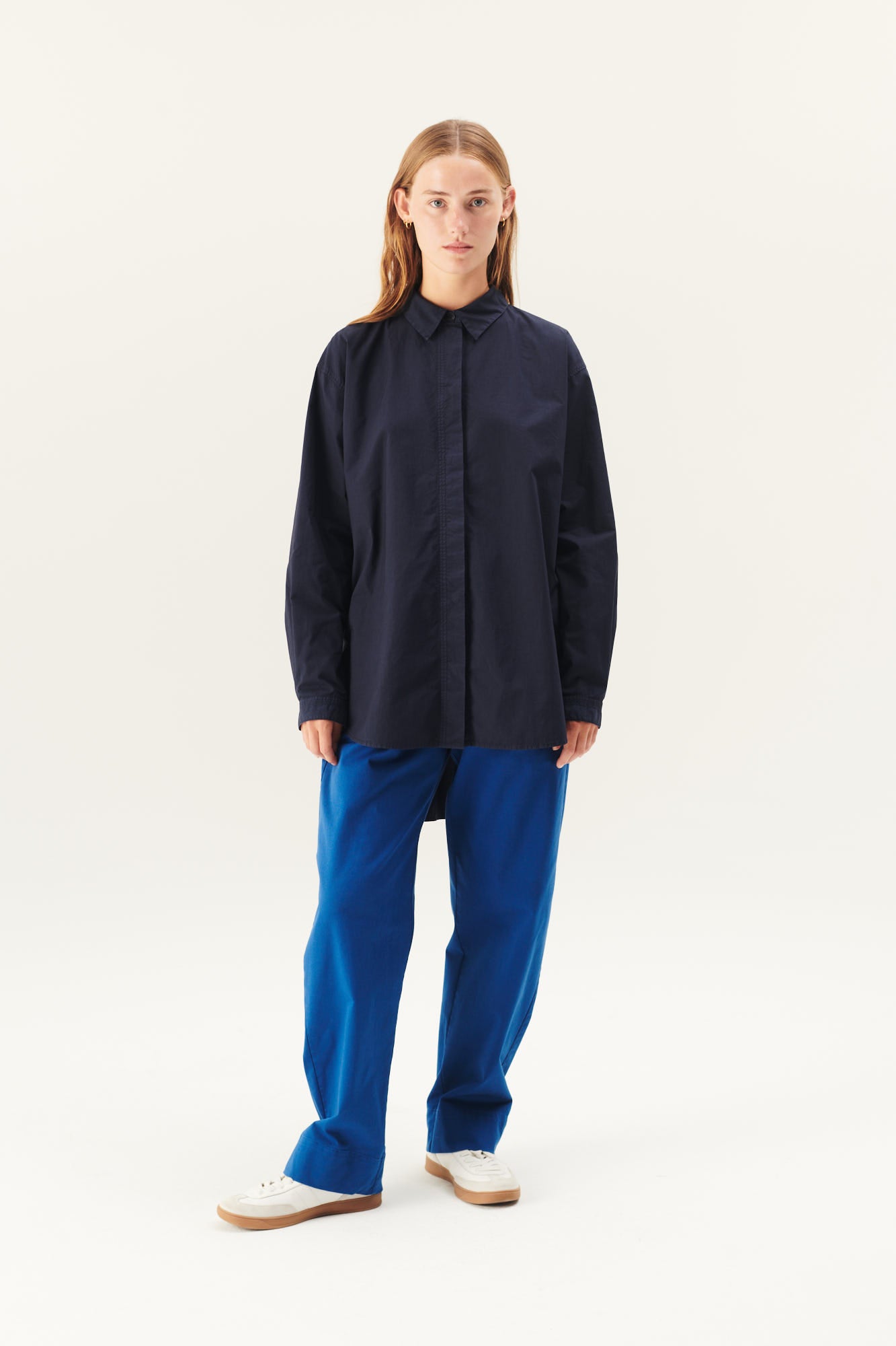 Rue de Tokyo SHELBY ORGANIC GARMENT DYED POPLIN Shirts DARK NAVY