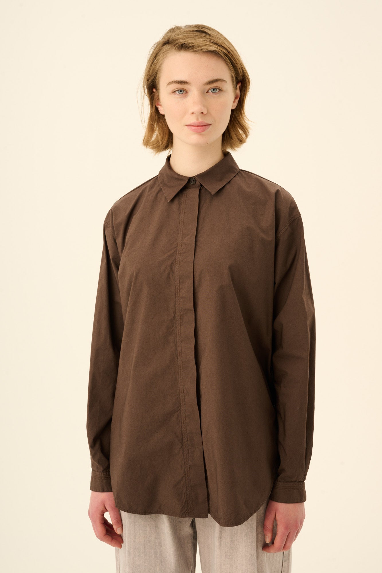 Rue de Tokyo SHELBY GMTD POPLIN Shirts FUDGE