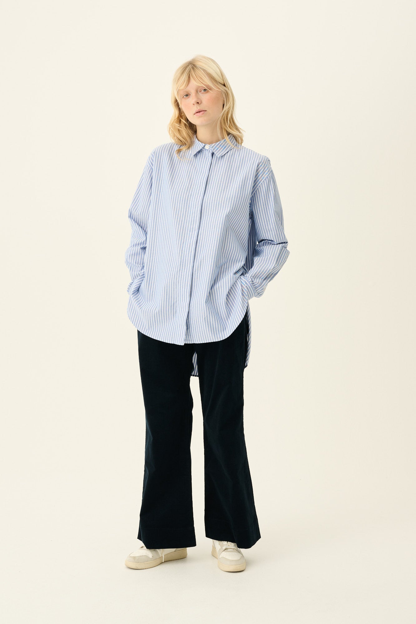 Rue de Tokyo SHELBY STRIPE OXFORD Shirts BLUE WHITE STRIPE