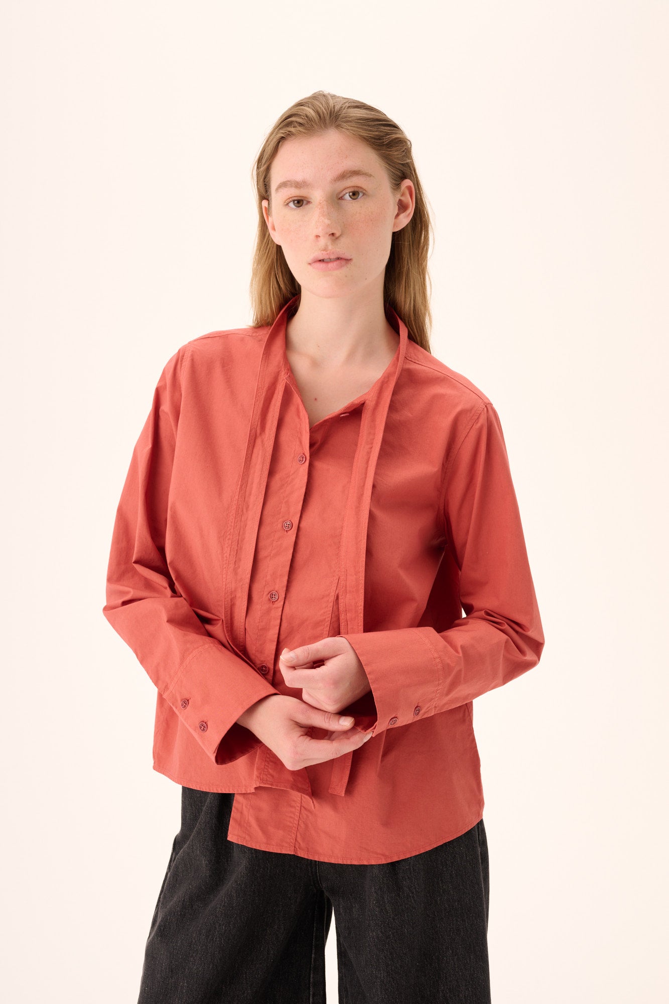 Rue de Tokyo SHOSHANA GARMENT DYED POPLIN Shirts FADED RUST