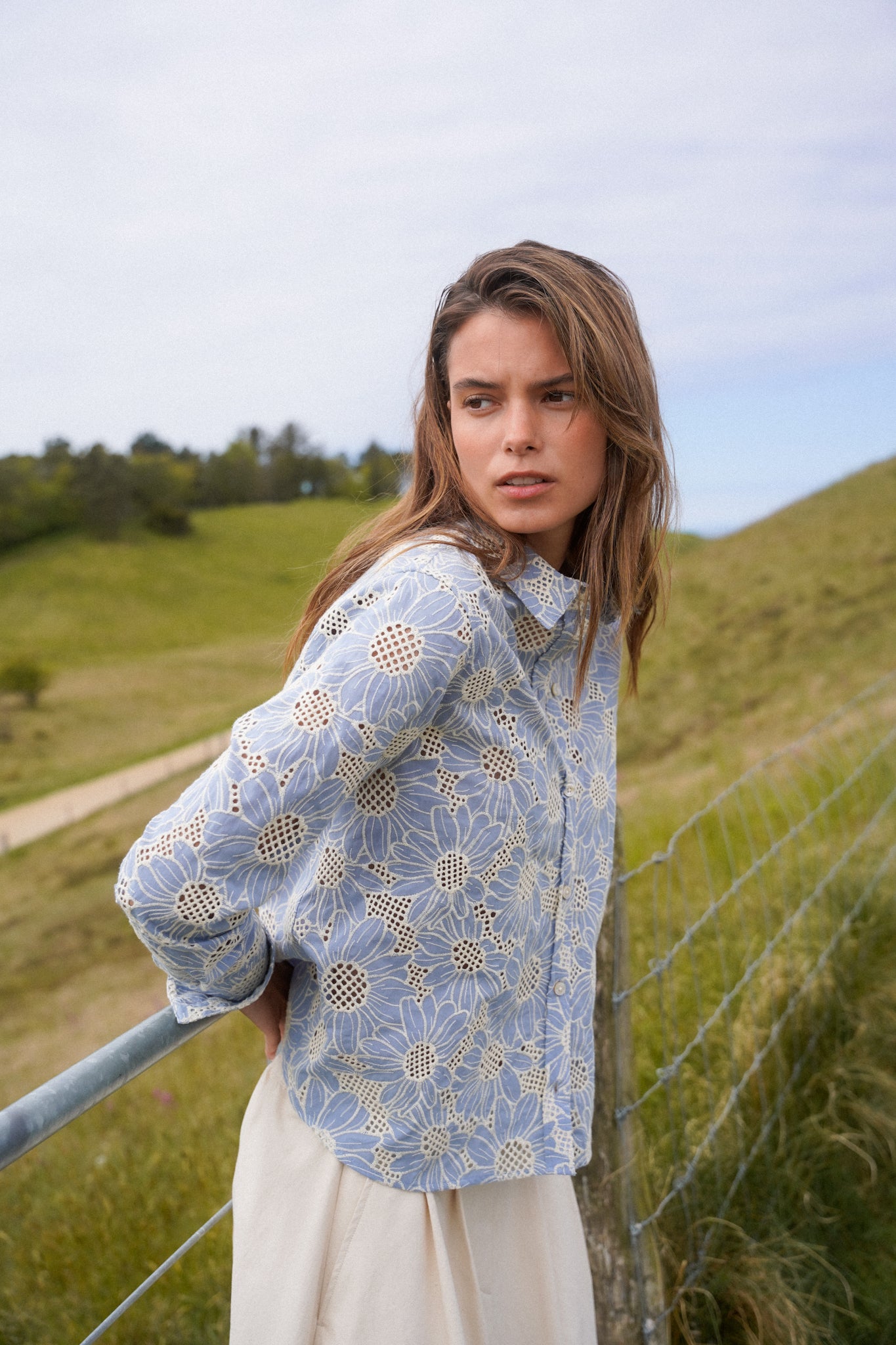 Rue de Tokyo SYLINA BRODERIE ANGLAISE Shirts LIGHT BLUE