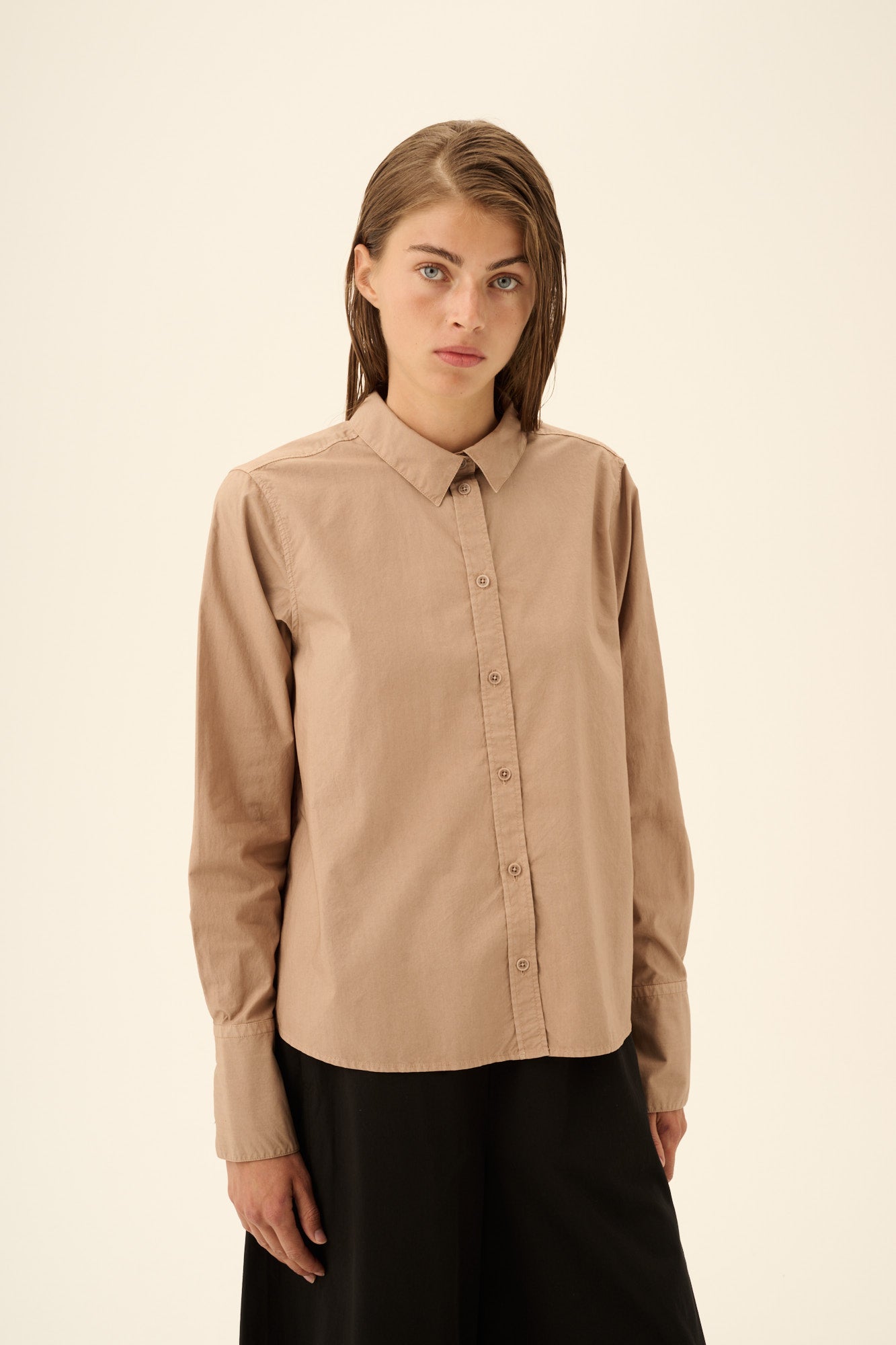 Rue de Tokyo SYLINA GARMENT DYED POPLIN Shirts MOCHA