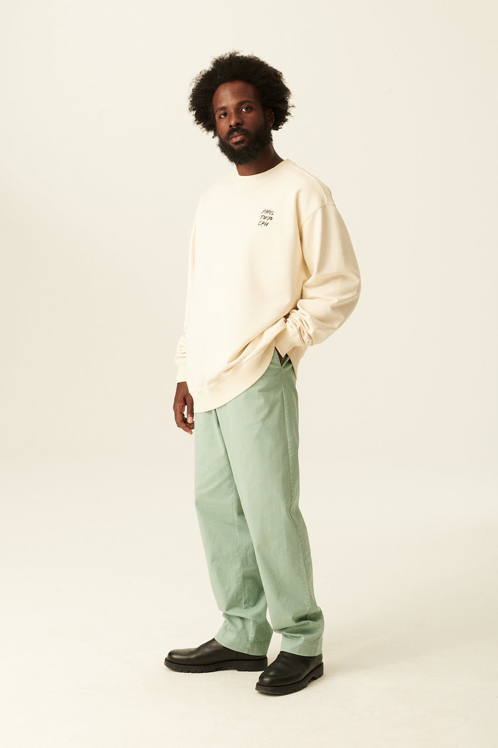 Rue de Tokyo TAMIR MONOGRAM ORGANIC HEAVY JRSY T-SHIRTS NATURAL WHITE WITH BLACK LOGO