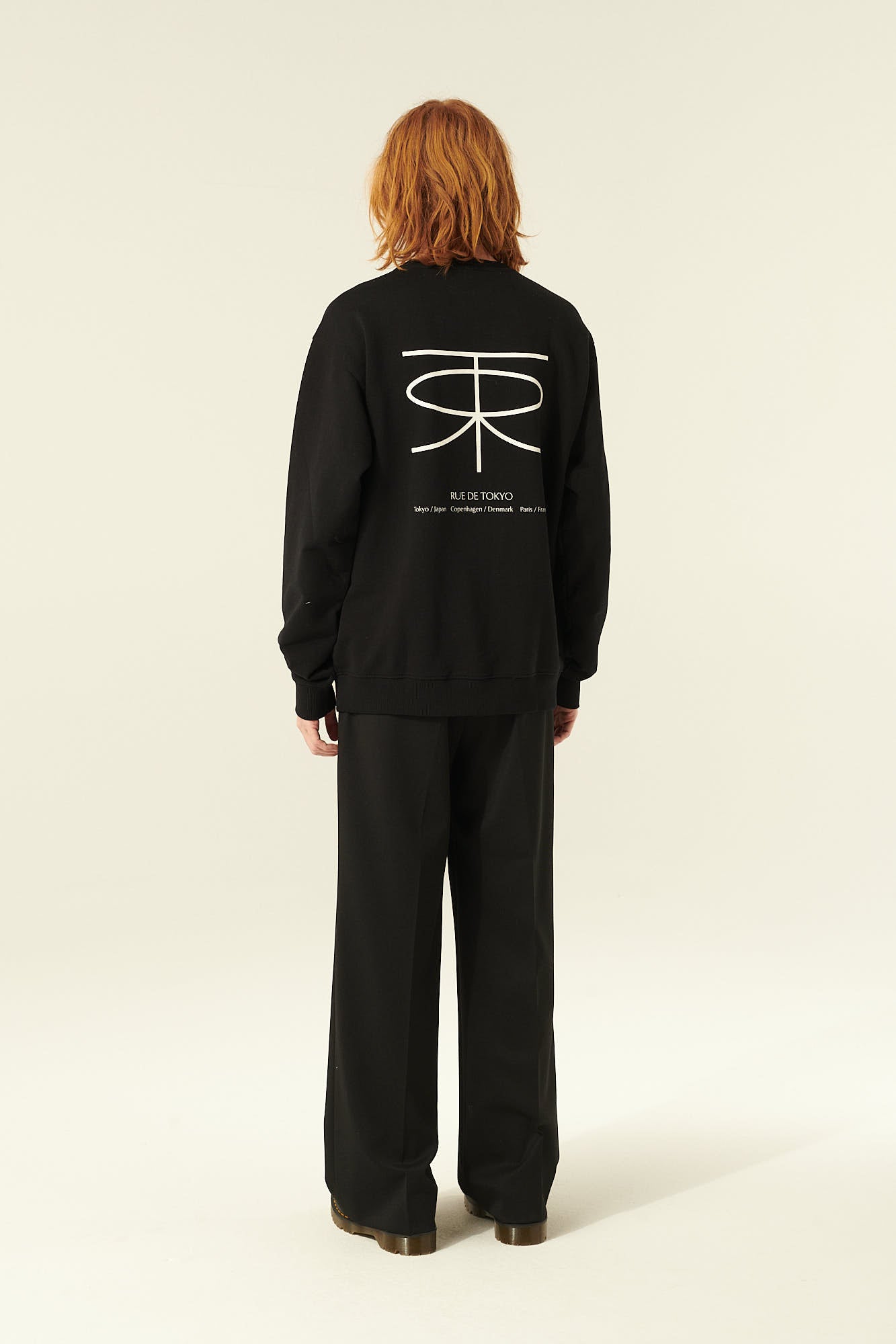 Rue de Tokyo TIM CREWNECK BLACK SWEATSHIRTS