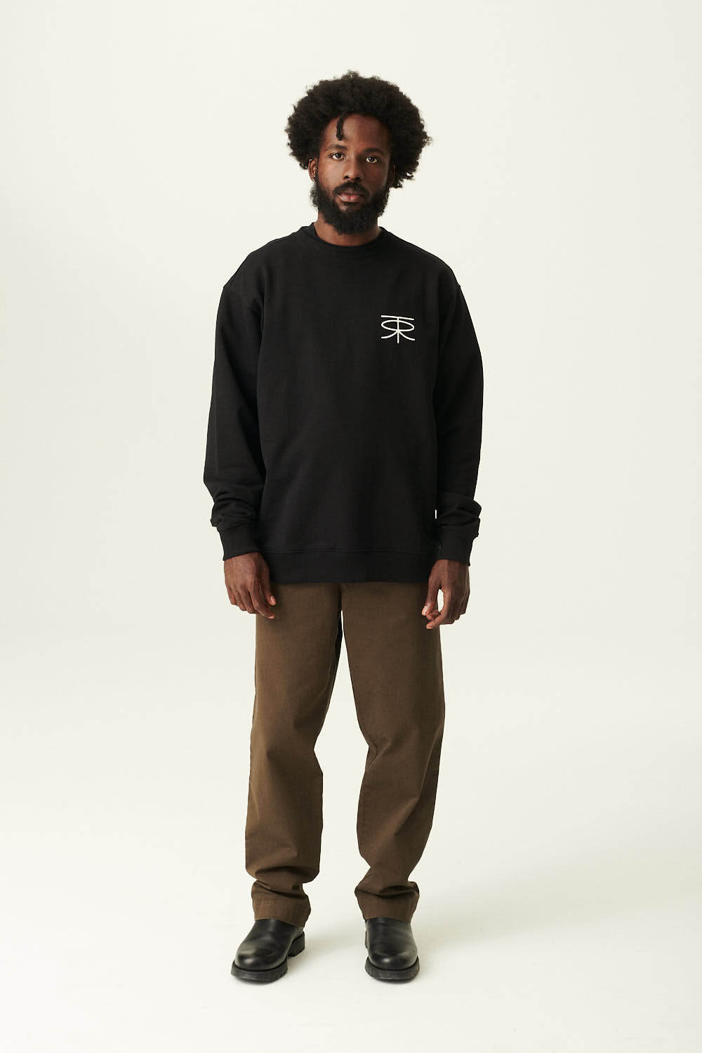 Rue de Tokyo TIM CREWNECK BLACK SWEATSHIRTS BLACK WITH OFF WHITE LOGO