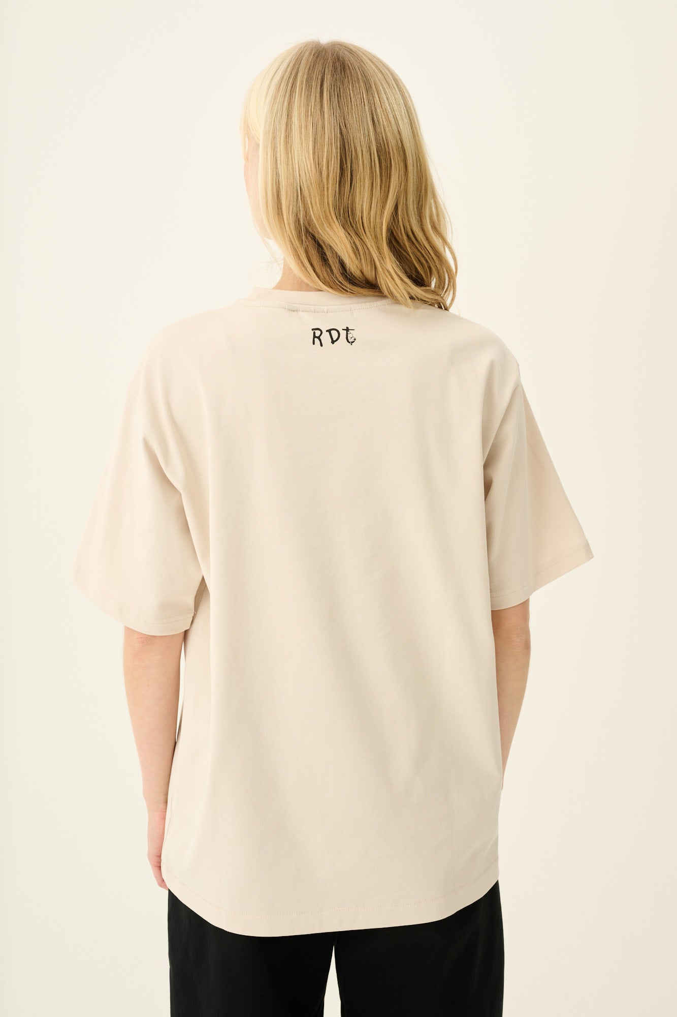 Rue de Tokyo TORIN MOOMIN COTTON JERSEY T-Shirts CHALK WITH BLACK PRINT