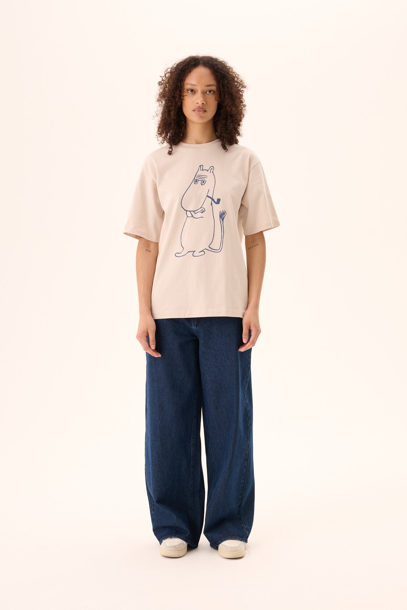 Rue de Tokyo TOYO MOOMIN COTTON JERSEY T-Shirts CHALK WITH NAVY PRINT