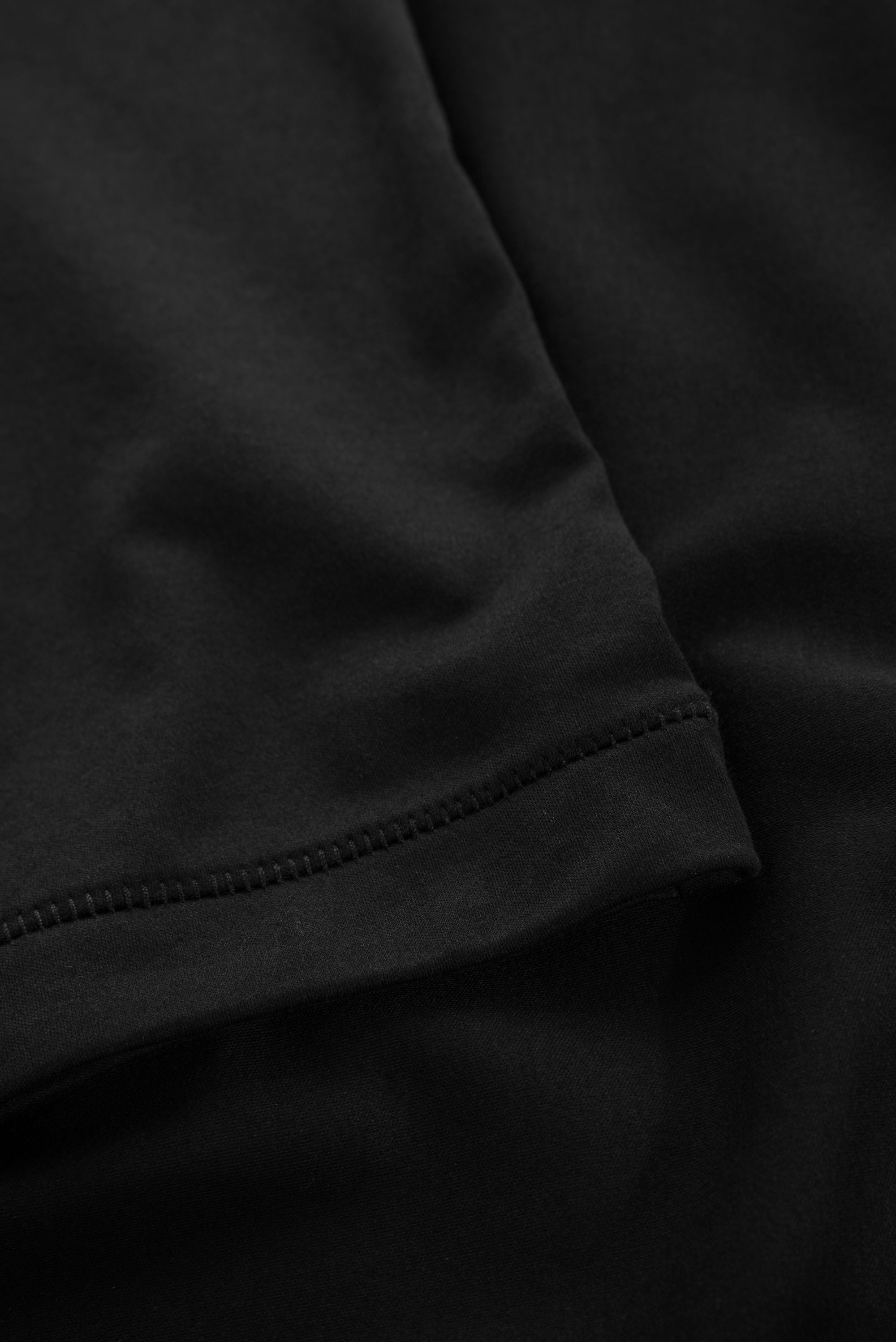 Rue de Tokyo TREVES T-SHIRT BLACK T-SHIRTS BLACK