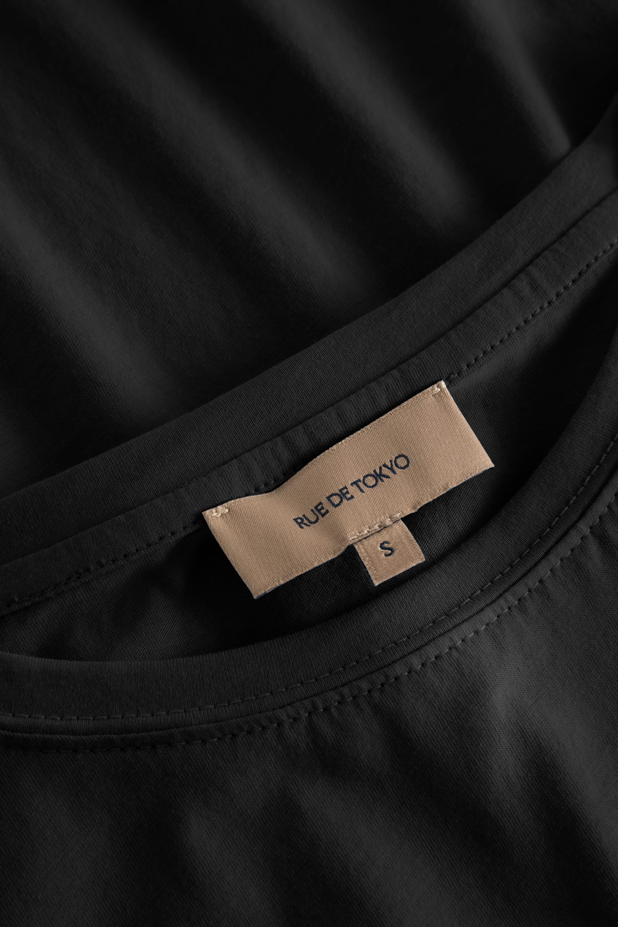 Rue de Tokyo TRISH T-SHIRT BLACK T-Shirts BLACK