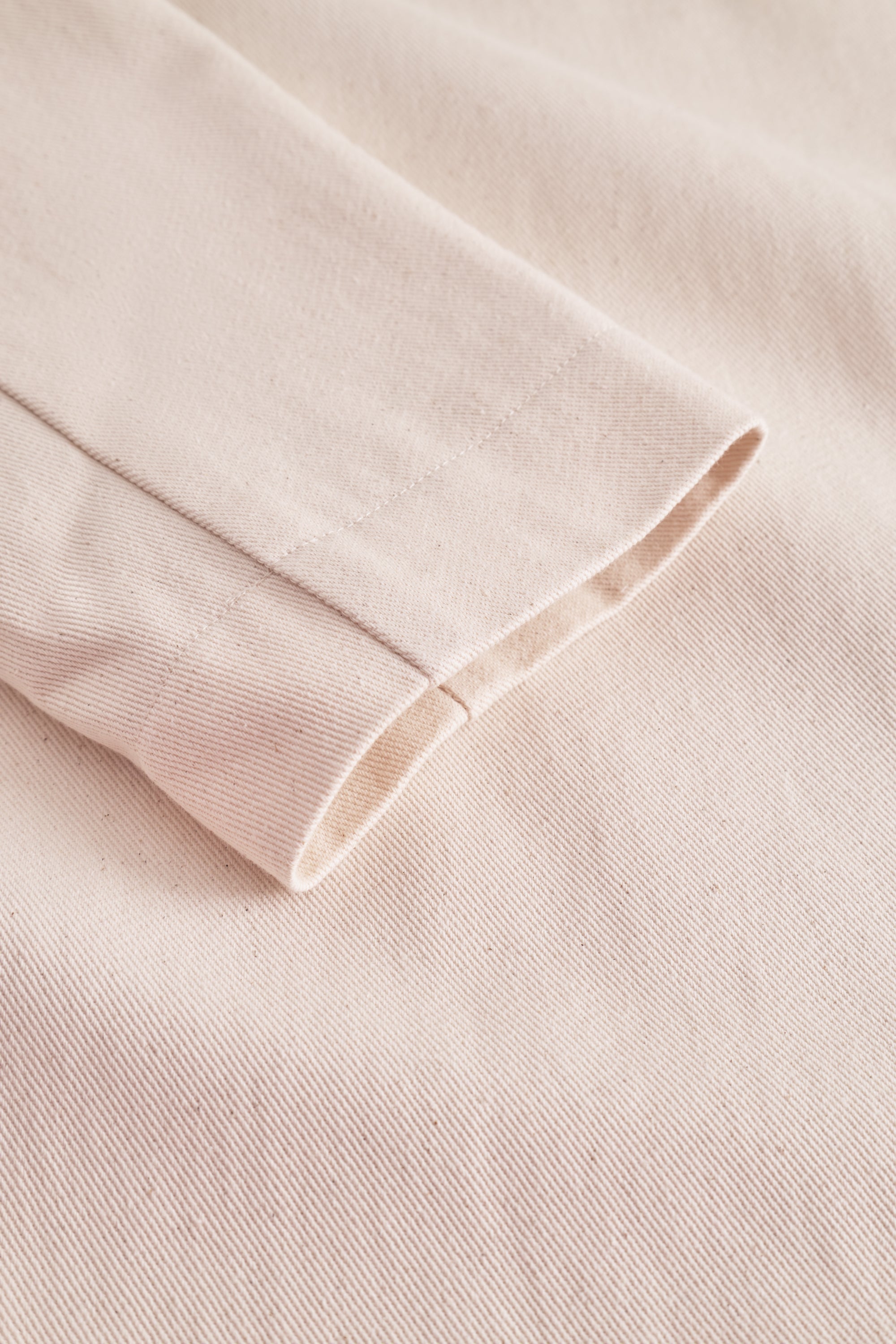 Rue de Tokyo CLAUS EMB MOOMIN COTTON TWILL JACKETS IVORY BLACK EMBROIDERY