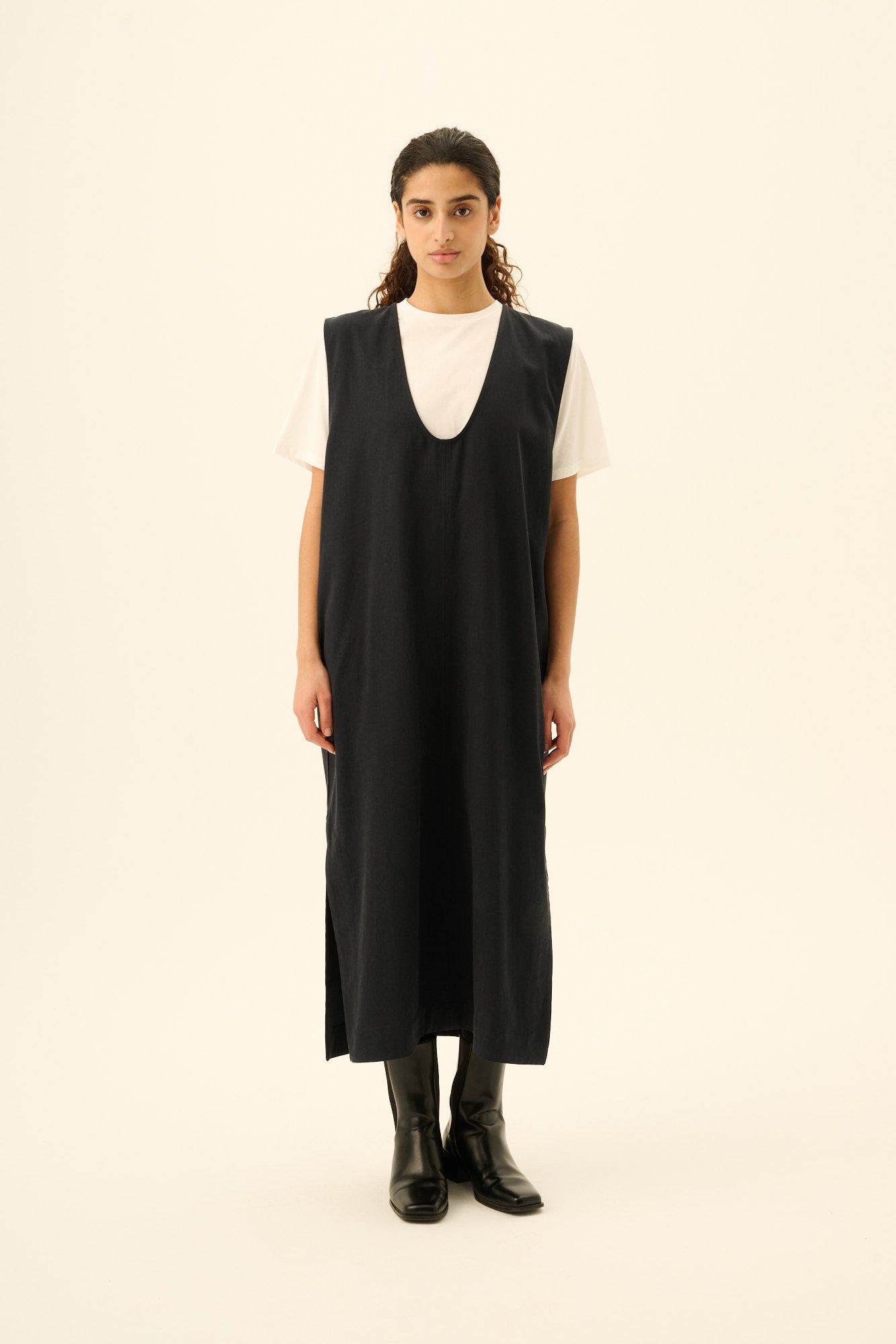 Rue de Tokyo DONELLA SANDWASHED CT TENCEL Dresses NAVY