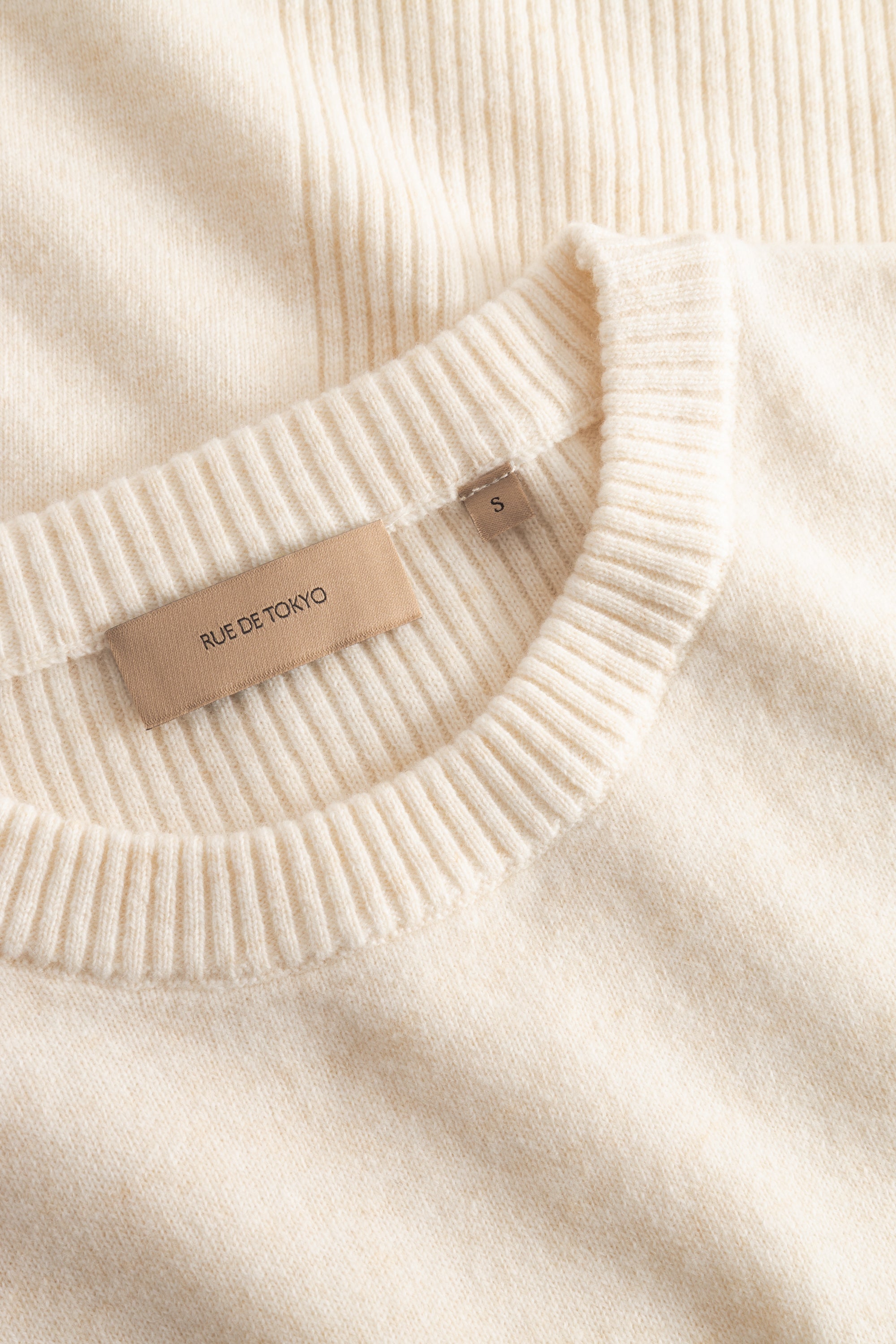 Rue de Tokyo KARA MERINO T-Shirts CREAM