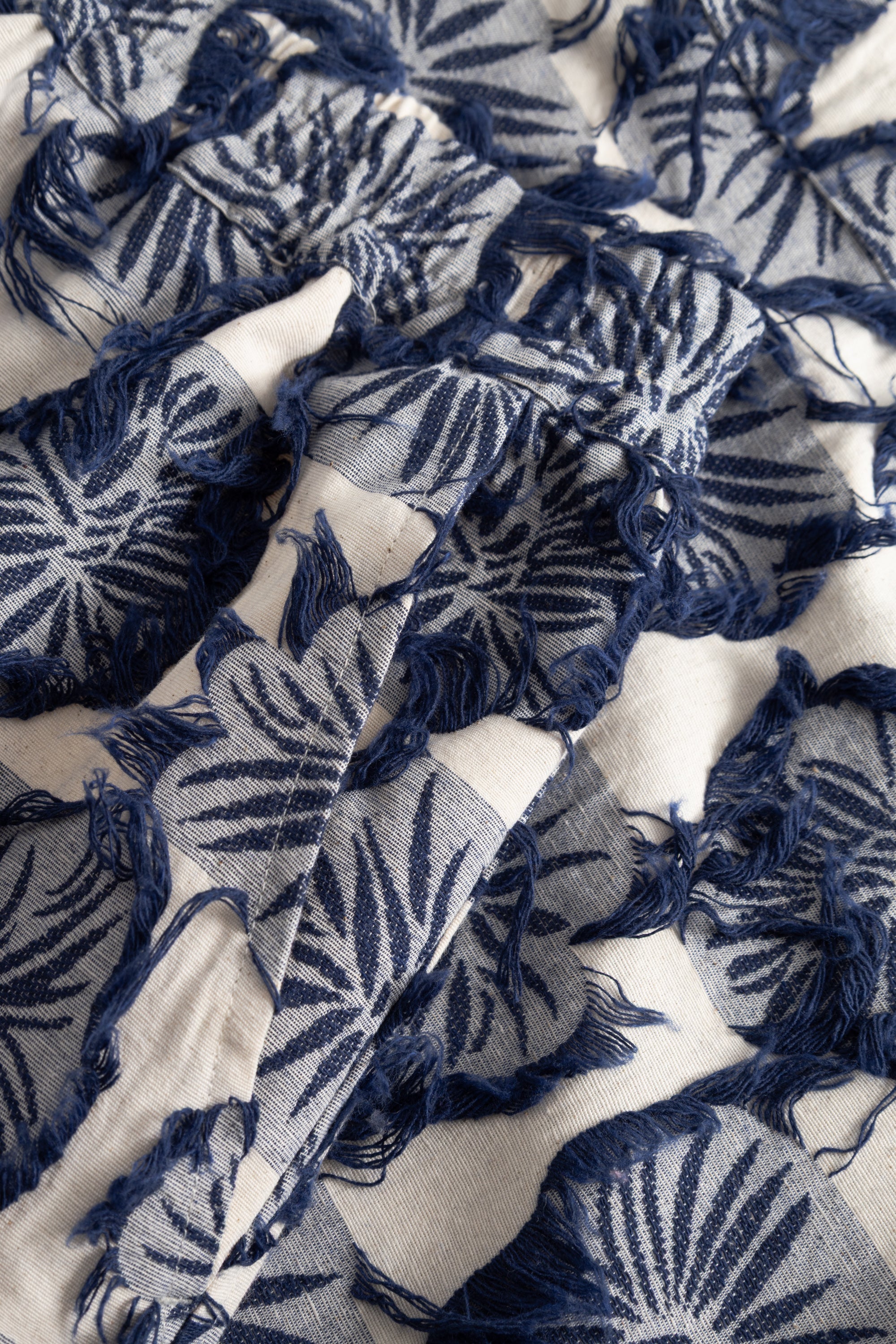 Rue de Tokyo PAGE FIL COUPE FLOWER Pants NAVY/SAND