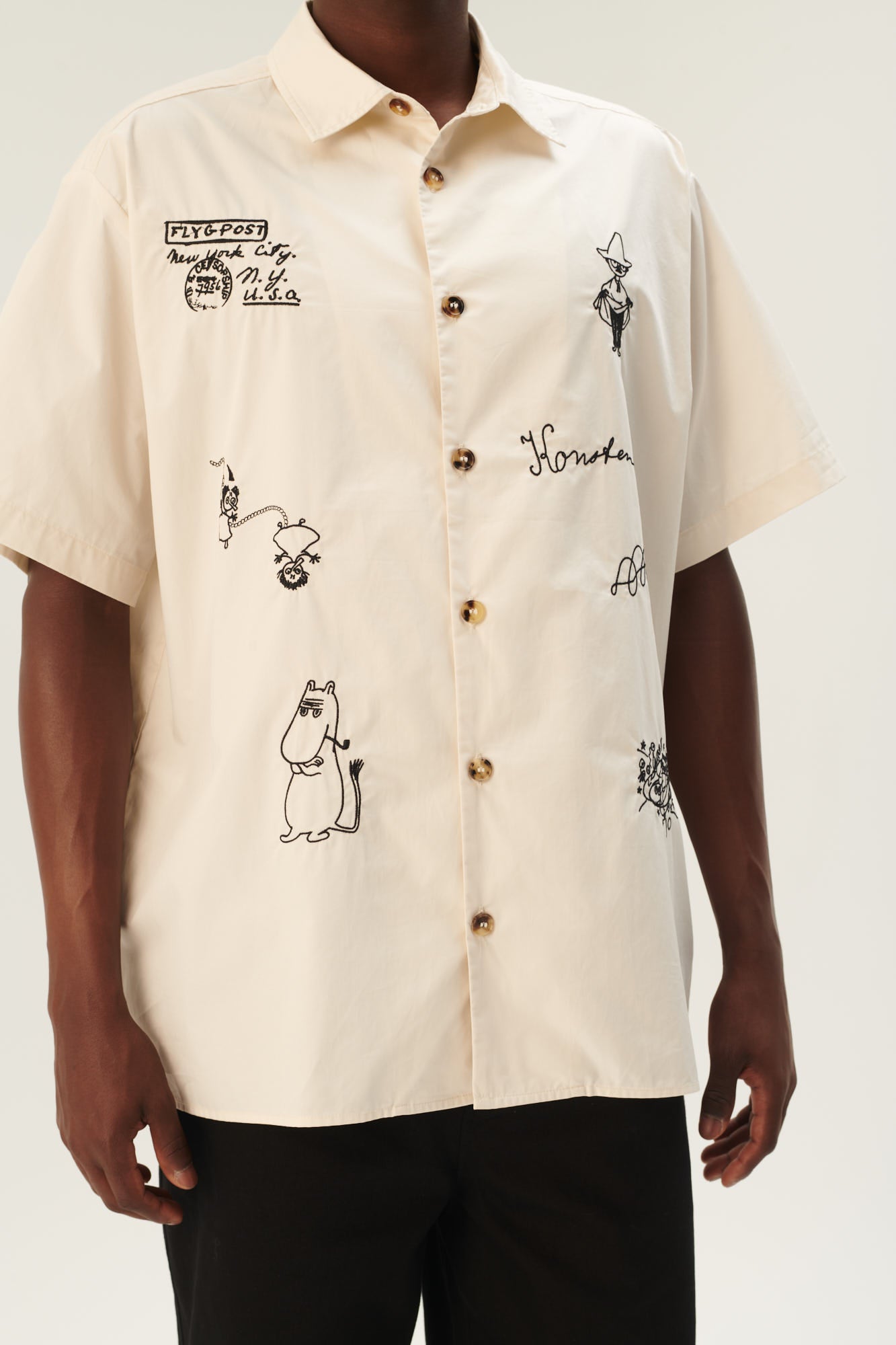 Rue de Tokyo SALVIO MOOMIN ORGANIC POPLIN EMB Shirts IVORY BLACK EMBROIDERY