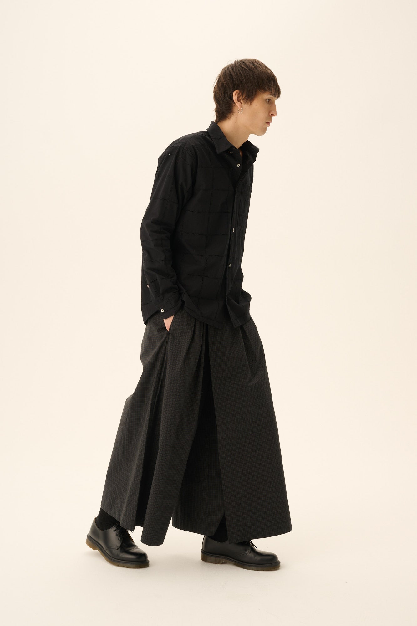 Rue de Tokyo SATOSHI EYELET POPLIN Shirts BLACK