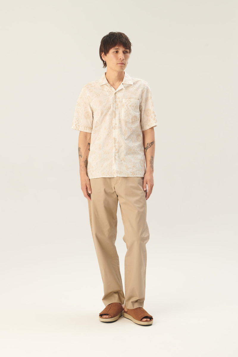 Rue de Tokyo SETH EMBROIDERED FLOWER SHIRTS SAND EMBROIDERY