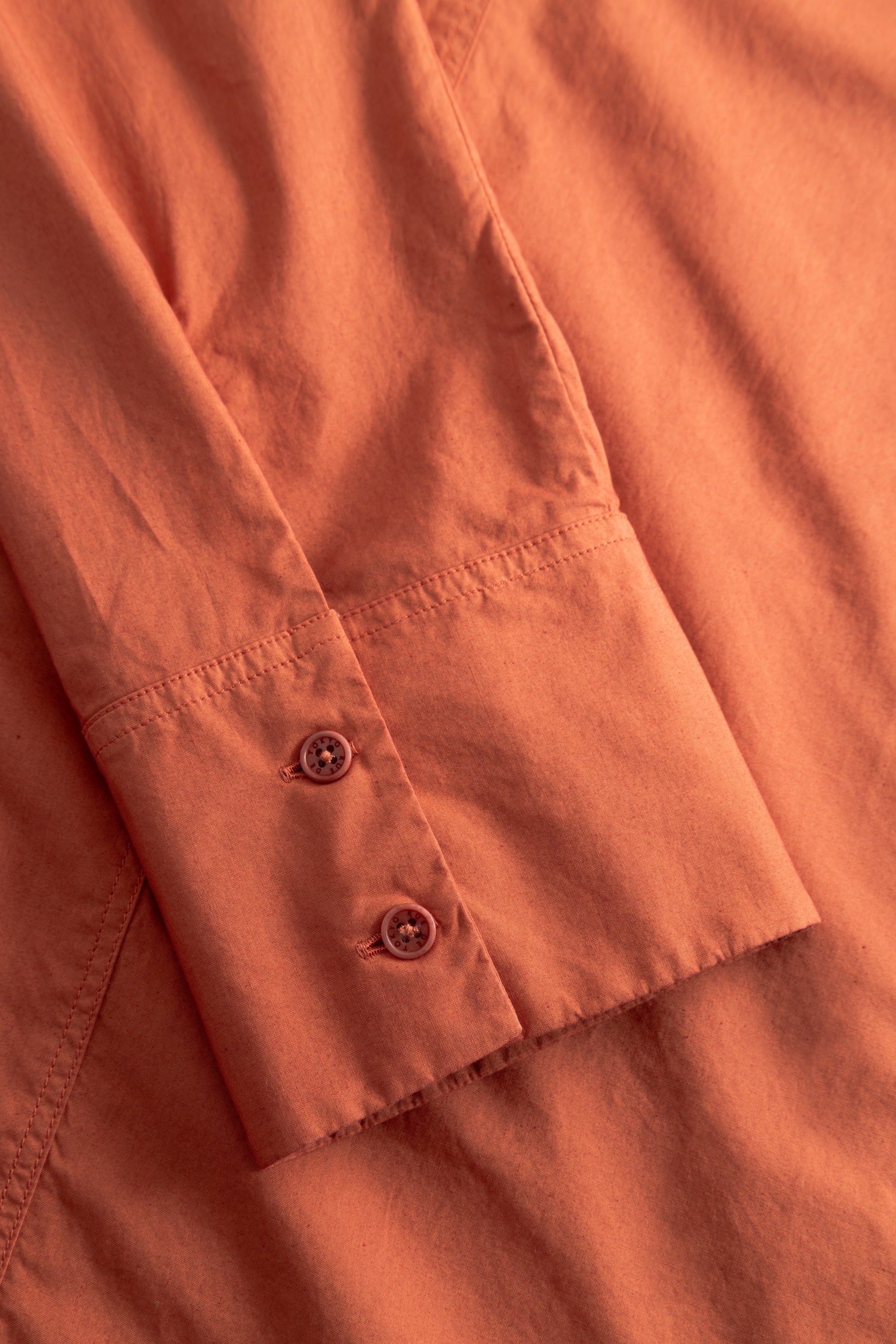 Rue de Tokyo SHOSHANA GARMENT DYED POPLIN Shirts FADED RUST