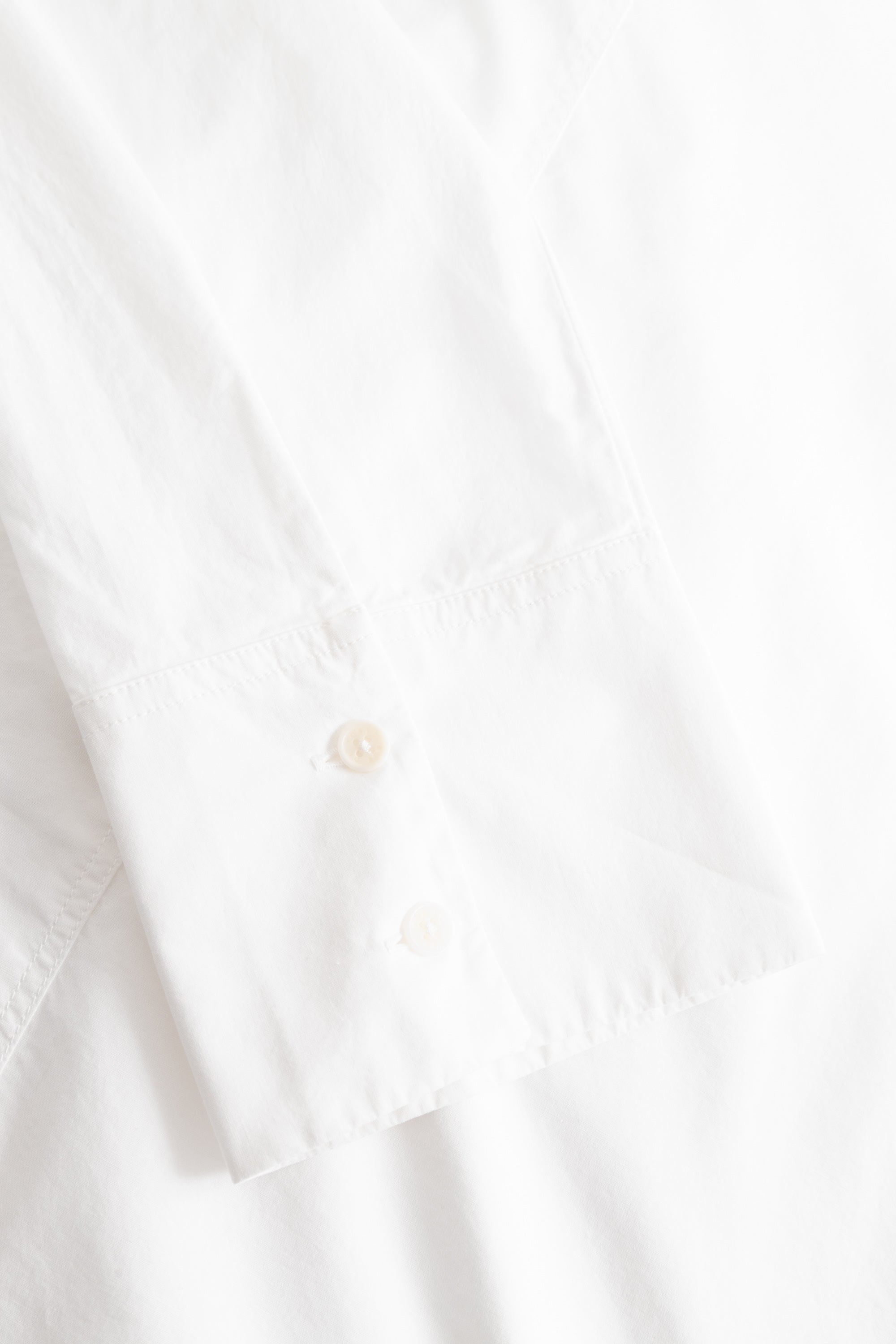 Rue de Tokyo SHOSHANA GARMENT DYED POPLIN Shirts WHITE