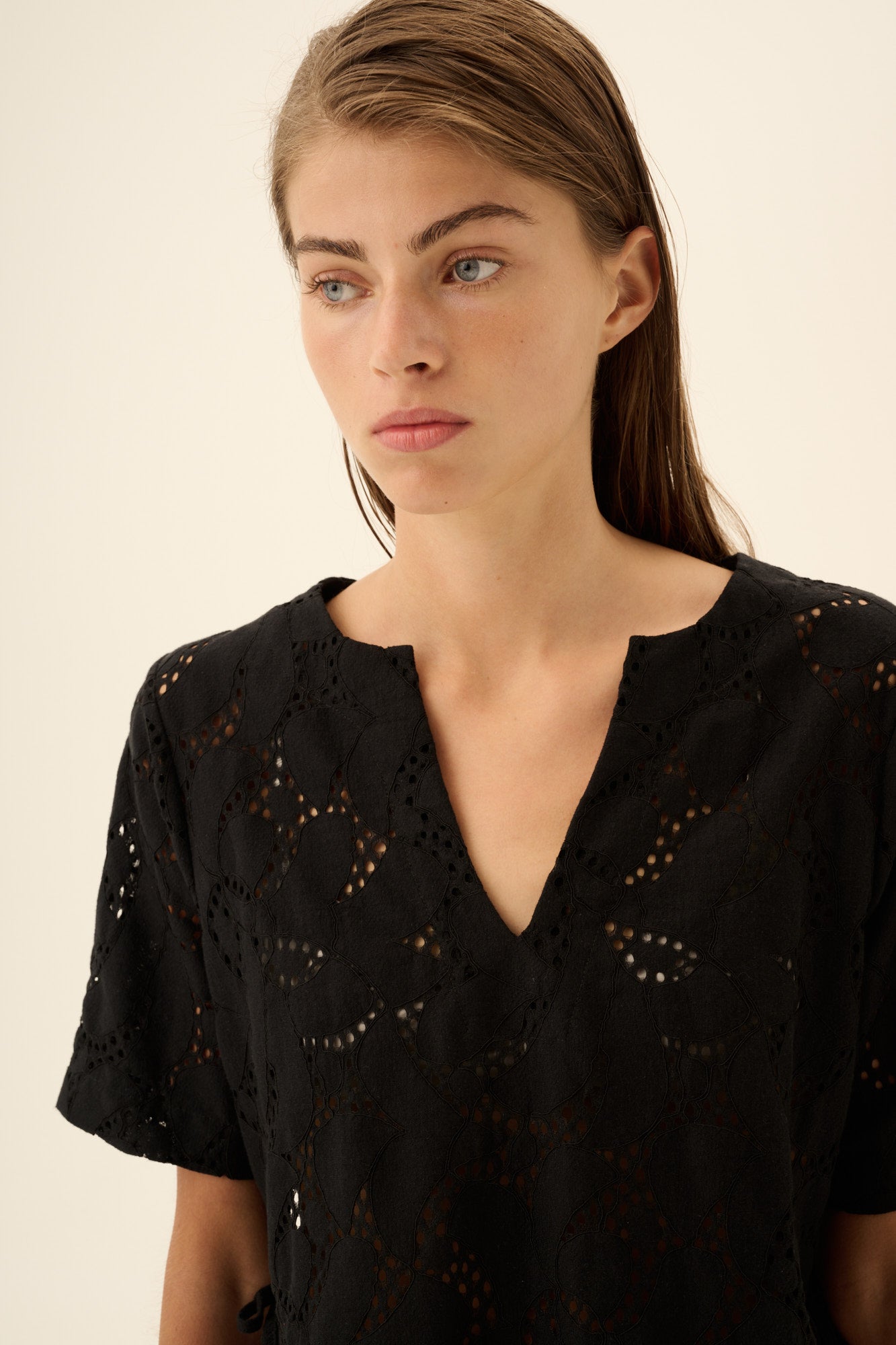 Rue de Tokyo SIENNA SOFT LACE Blouses BLACK
