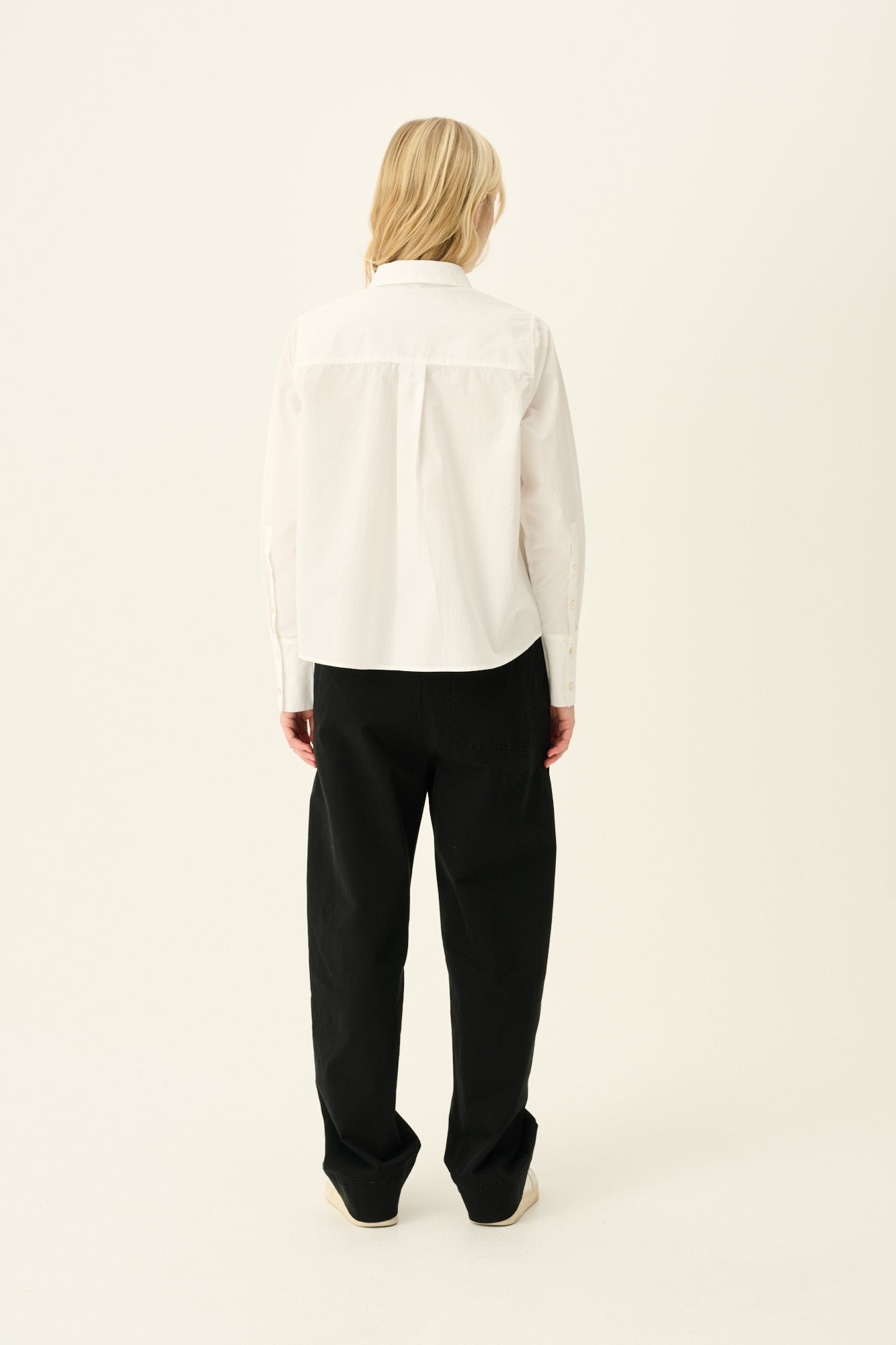 Rue de Tokyo SYLINA MOOMIN POPLIN EMBROIDERY Shirts WHITE WITH BLACK EMBROIDERY