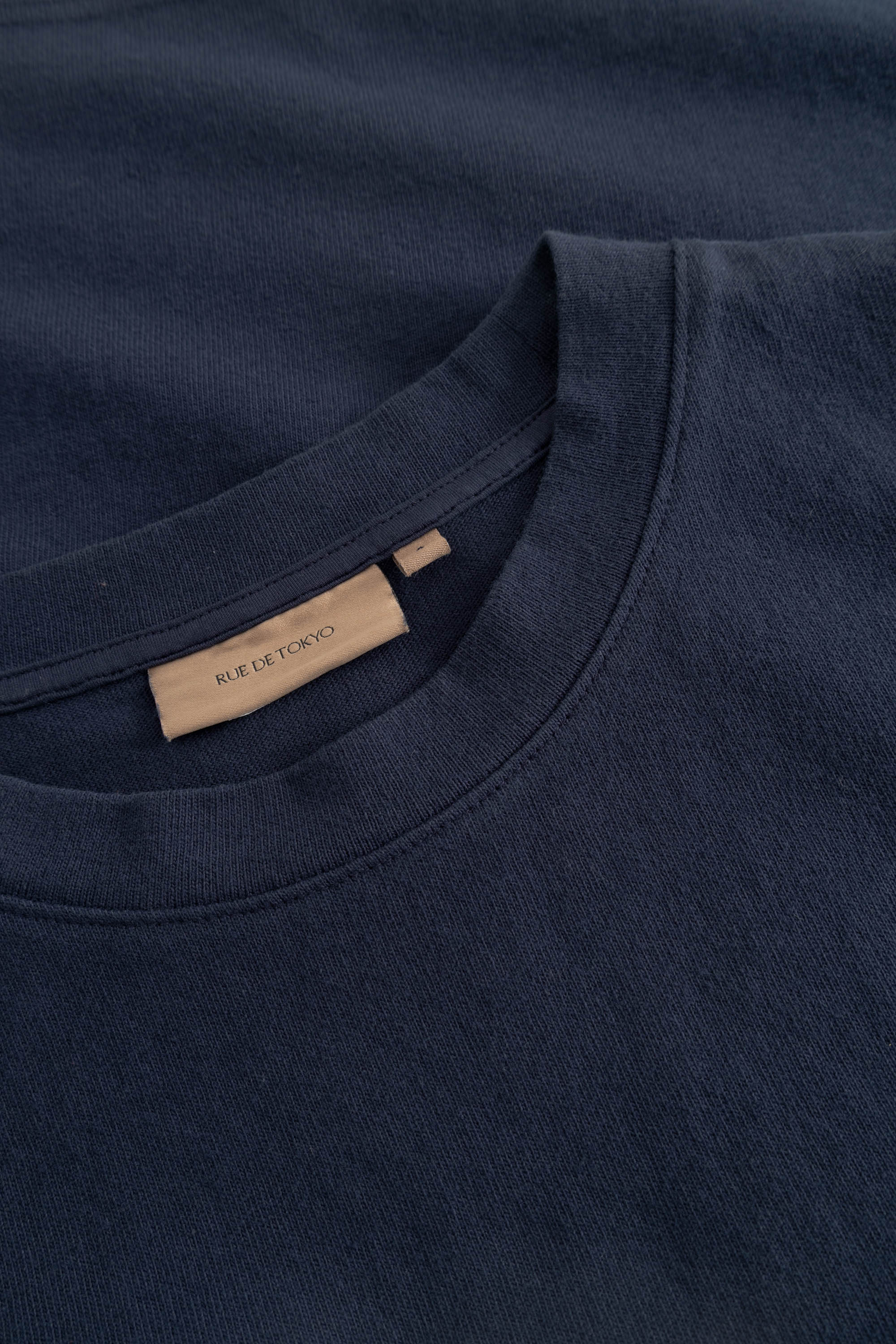 Rue de Tokyo TAINA LIGHT GMTD JERSEY T-Shirts NAVY