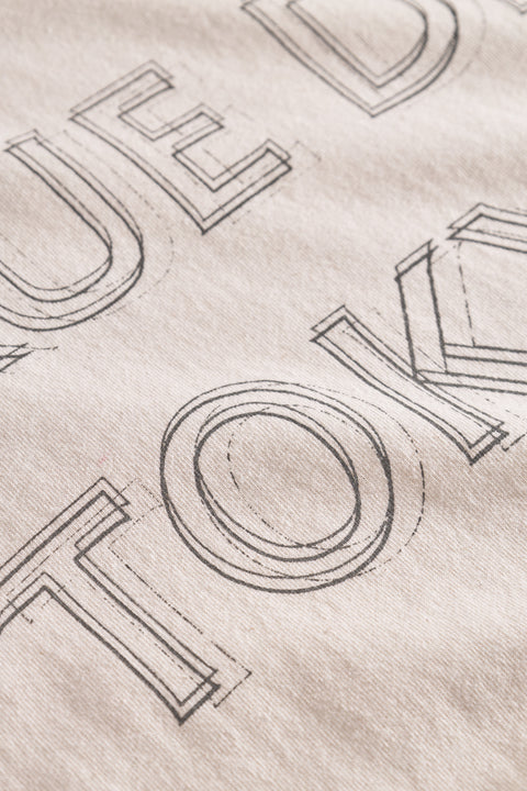 Rue de Tokyo TOKE RECYCLED COTTON JERSEY T-Shirts NATURAL WHITE WITH BLACK LOGO